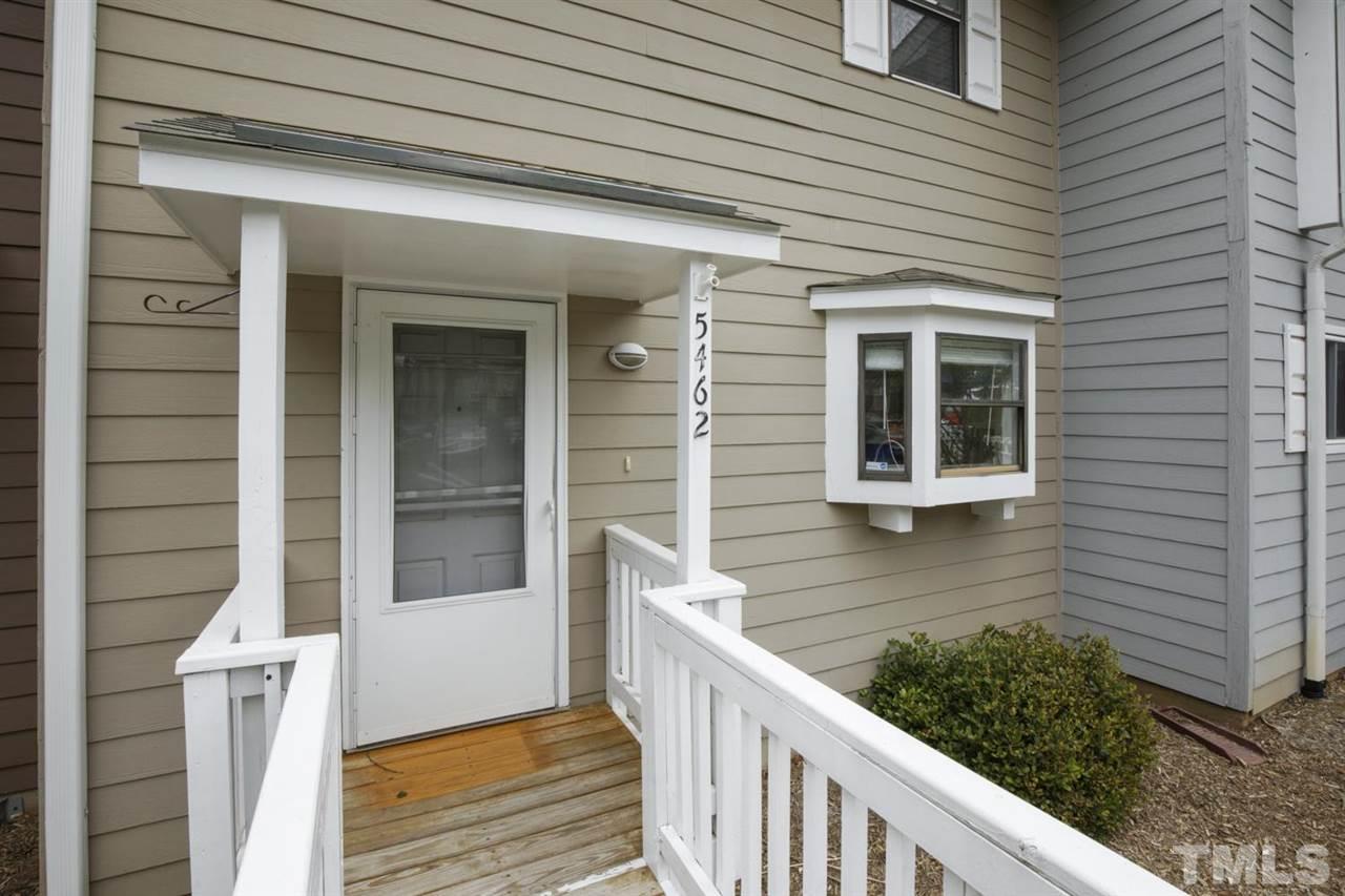 5462 Pine Top Circle Raleigh, NC 27612 - Photo 2 of 20
