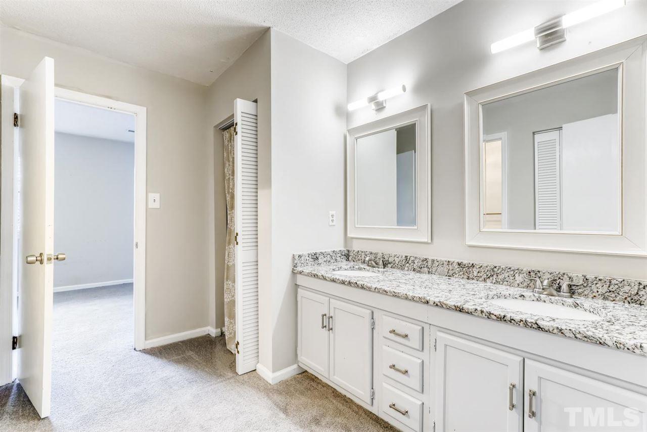 5462 Pine Top Circle Raleigh, NC 27612 - Photo 13 of 20