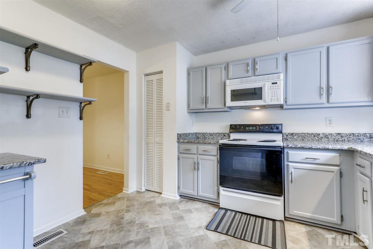 5462 Pine Top Circle Raleigh, NC 27612 - Photo 3 of 20