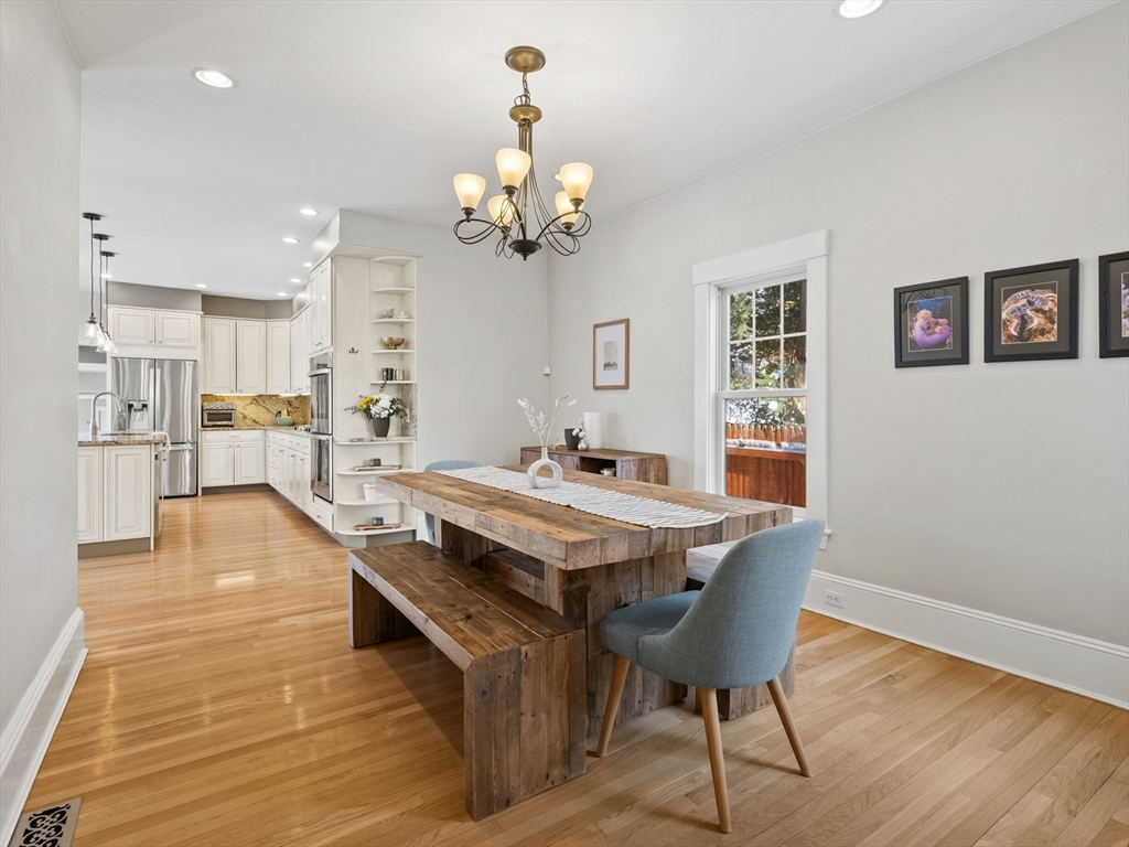 20 Maple Street Lexington, MA 02420 - Photo 3 of 42