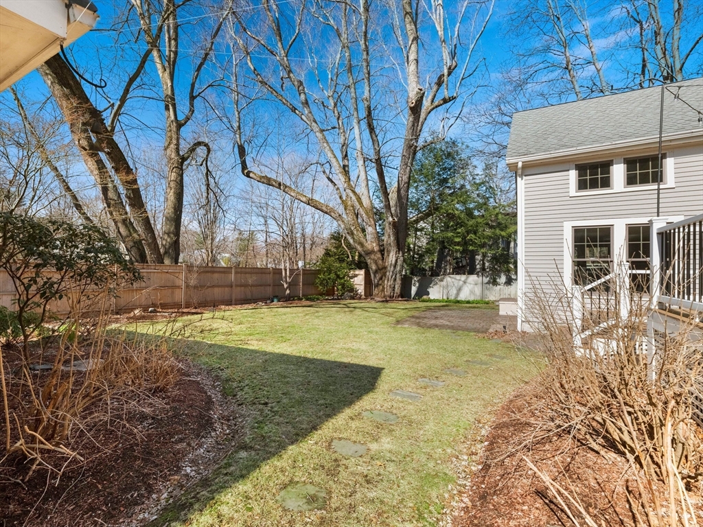 20 Maple Street Lexington, MA 02420 - Photo 37 of 42