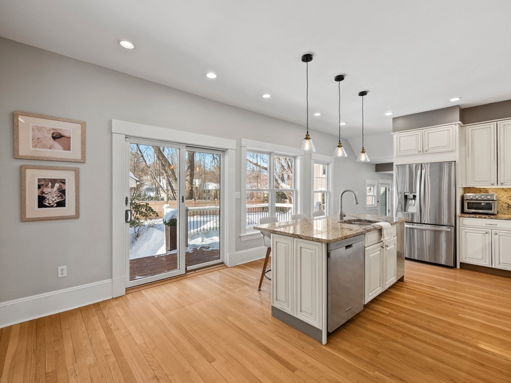 20 Maple Street Lexington, MA 02420 - Photo 5 of 42