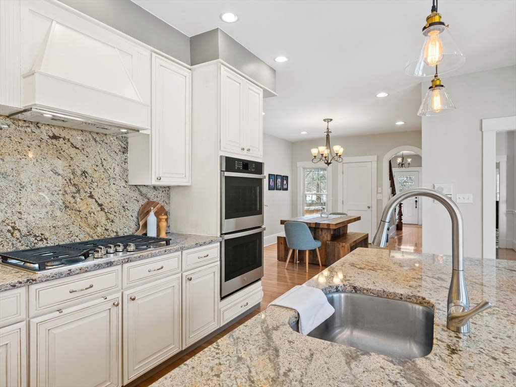 20 Maple Street Lexington, MA 02420 - Photo 7 of 42