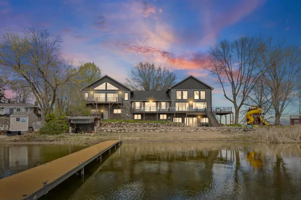 $1,375,000 | 13765 Norelius Lane, Lindstrom, MN 55045