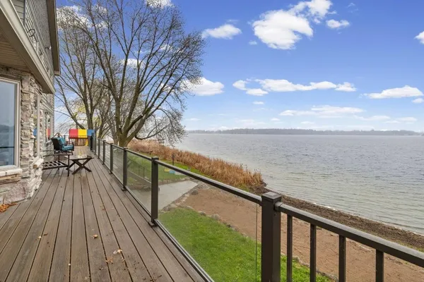 $1,375,000 | 13765 Norelius Lane, Lindstrom, MN 55045