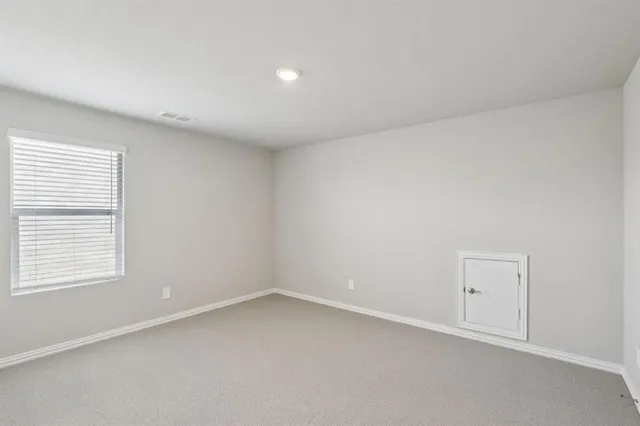 $3,100 | 6625 Vly Lk Lane, Crowley, TX 76036