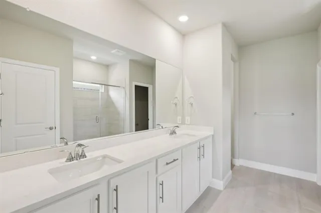 $3,100 | 6625 Vly Lk Lane, Crowley, TX 76036