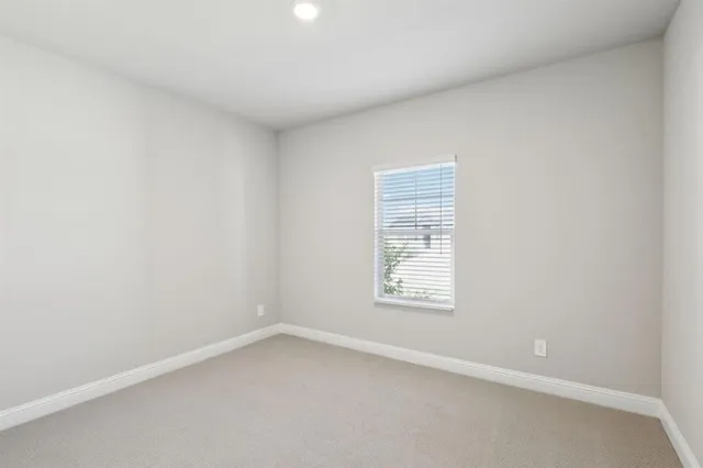 $3,100 | 6625 Vly Lk Lane, Crowley, TX 76036