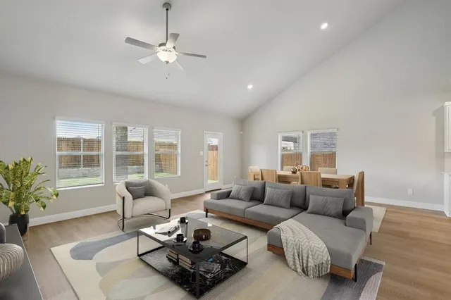 $3,100 | 6625 Vly Lk Lane, Crowley, TX 76036