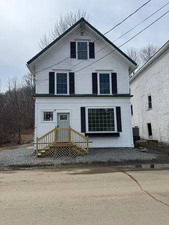 $489,000 | 17 4 Rod Road, Warren, ME 04864