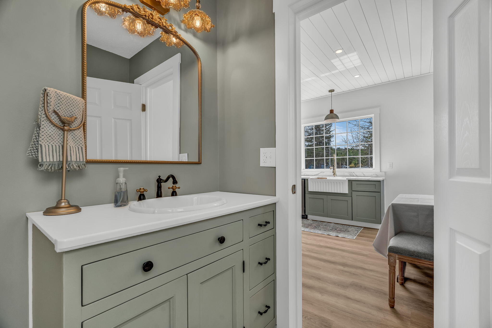 17 4 Rod Road Warren, ME 04864 - Photo 12 of 71 First floor bath