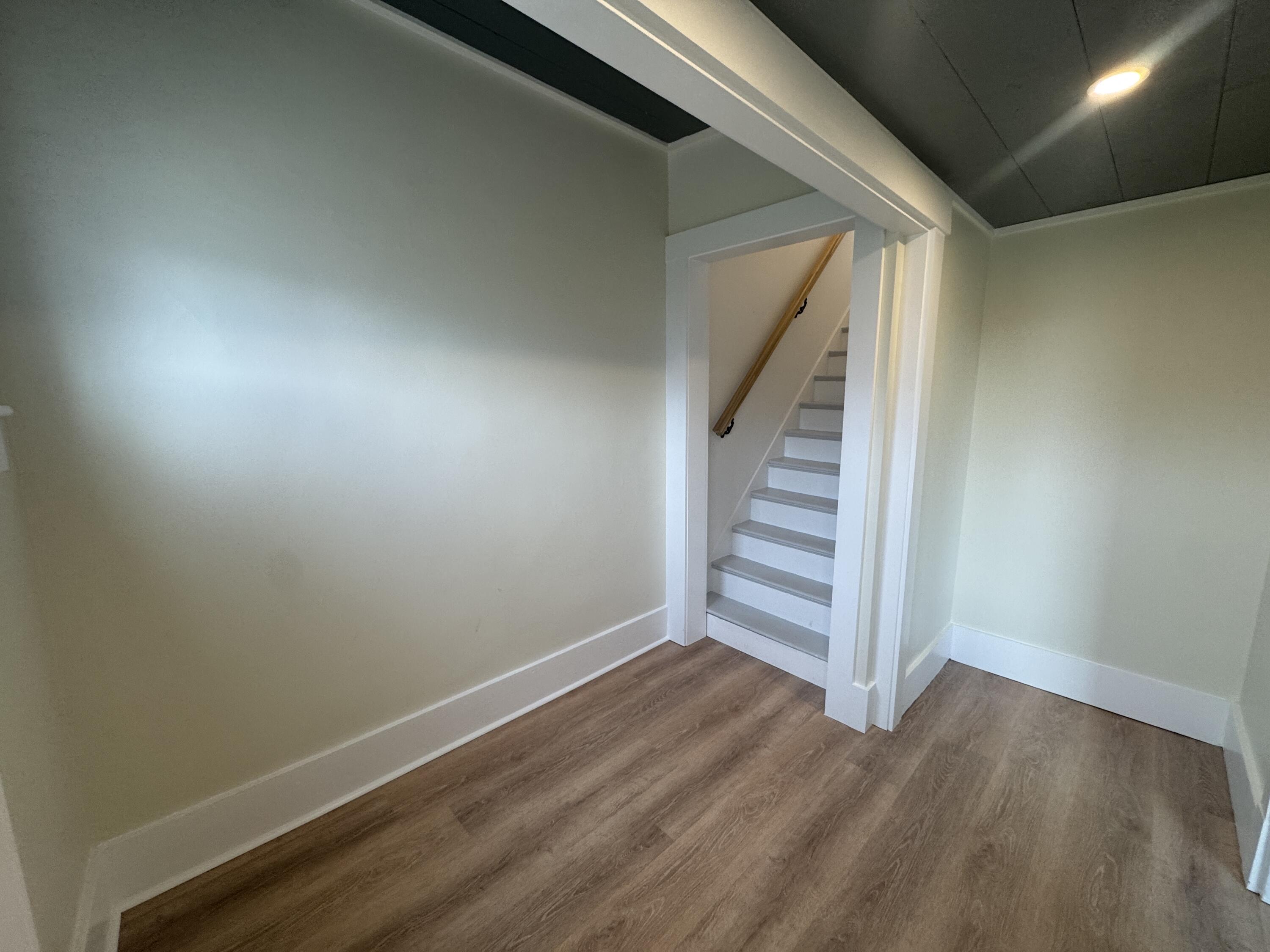 17 4 Rod Road Warren, ME 04864 - Photo 21 of 71 Front Entry
