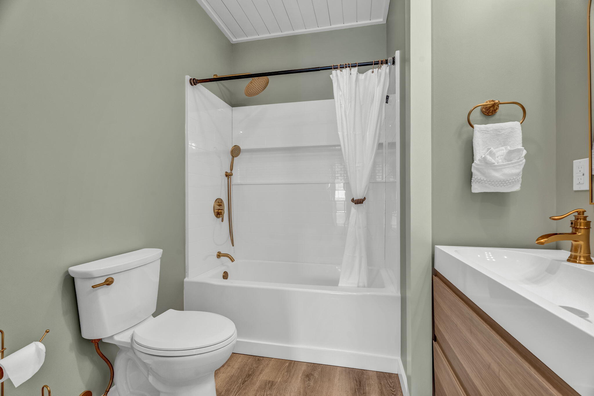 17 4 Rod Road Warren, ME 04864 - Photo 32 of 71 Third Bath & Laundry