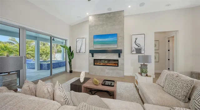 $1,219,900 | 8009 20th Place West, Bradenton, FL 34209