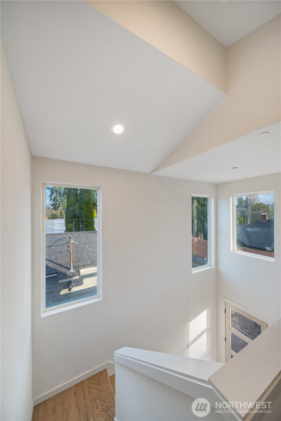 1251 Southwest 151st Street, Unit B Burien, WA 98166 - Photo 9 of 19