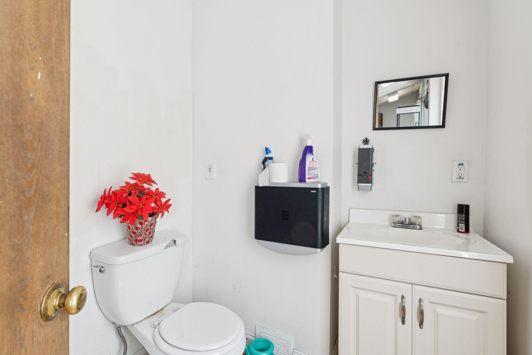 88 Russell Street Lewiston, ME 04240 - Photo 23 of 70 DSC09012