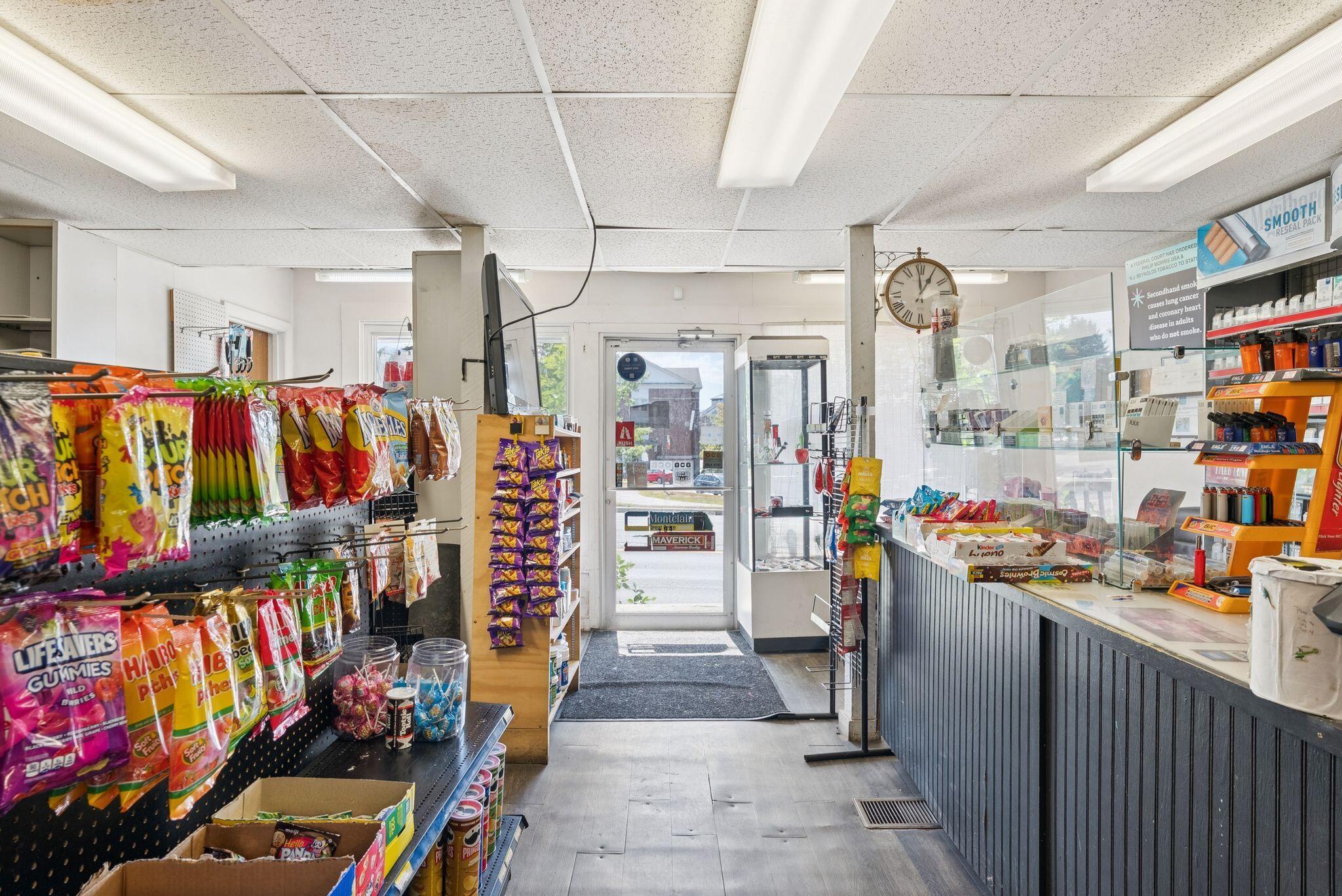 88 Russell Street Lewiston, ME 04240 - Photo 4 of 70 DSC08932