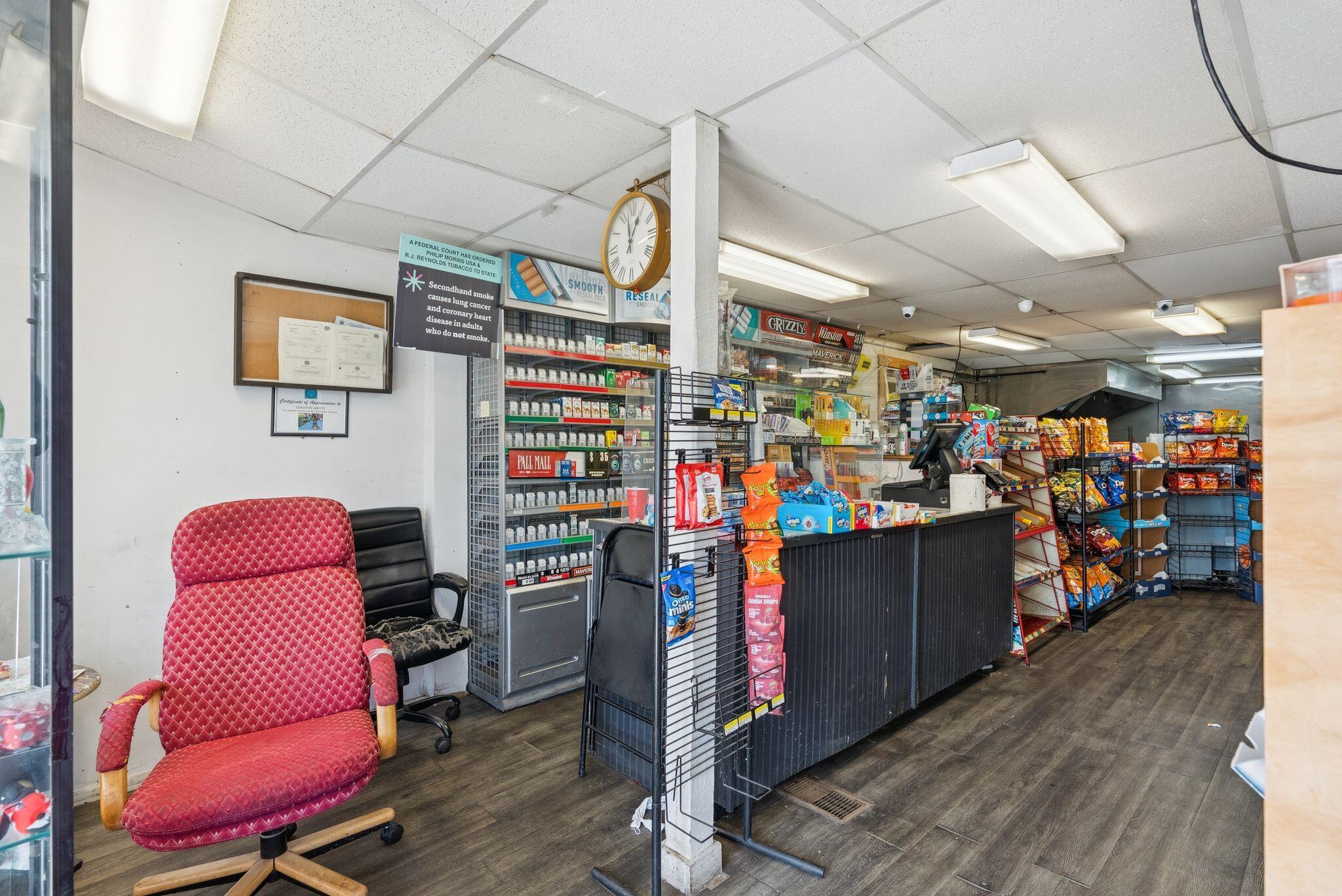 88 Russell Street Lewiston, ME 04240 - Photo 6 of 70 DSC08942