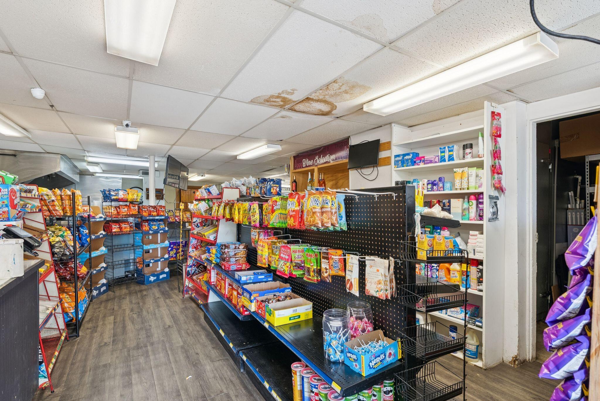 88 Russell Street Lewiston, ME 04240 - Photo 8 of 70 DSC08952