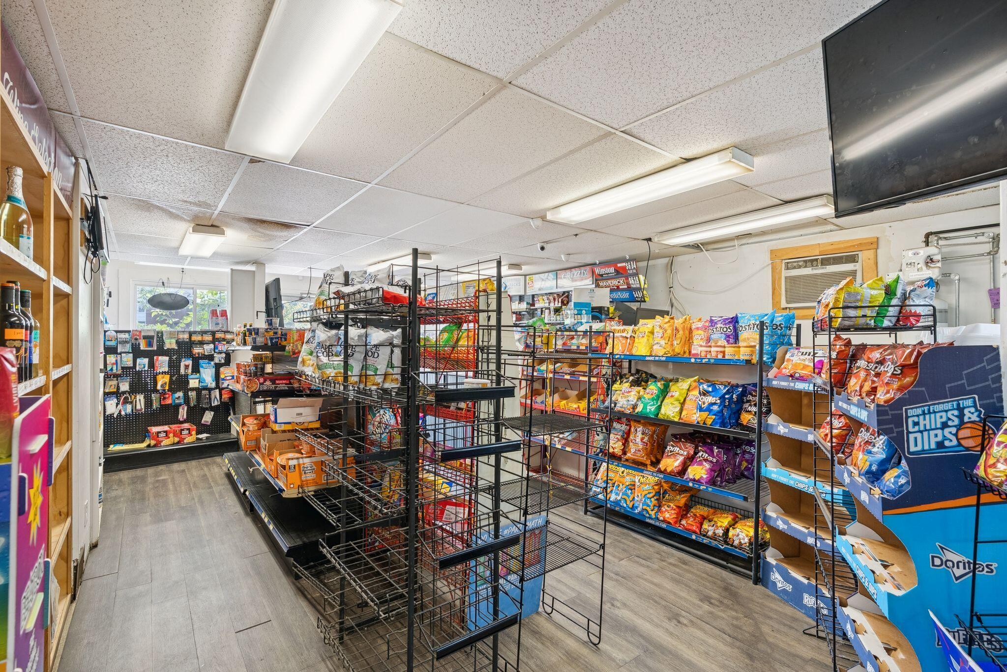 88 Russell Street Lewiston, ME 04240 - Photo 9 of 70 DSC08957