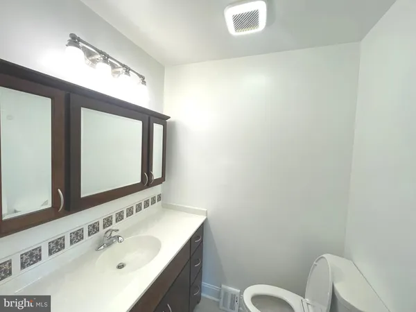 $2,550 | 301 Worthington Drive, Unit 301, Exton, PA 19341