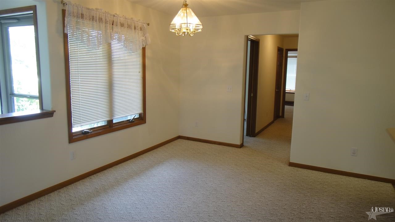 1420 Fairway Drive Decatur, IN 46733 - Photo 6 of 21 Gallery Image 6