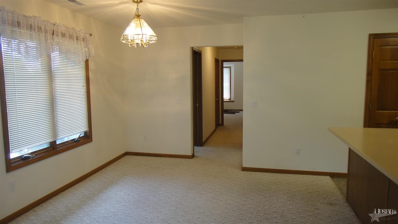 1420 Fairway Drive Decatur, IN 46733 - Photo 7 of 21 Gallery Image 7