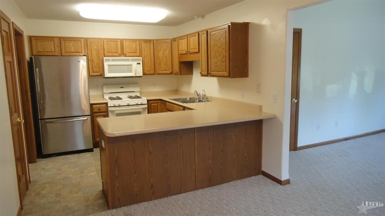 1420 Fairway Drive Decatur, IN 46733 - Photo 8 of 21 Gallery Image 8