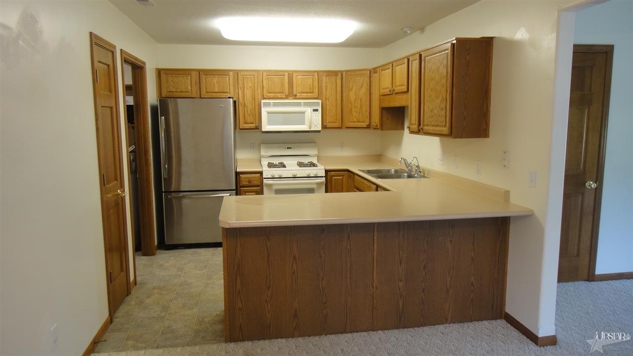 1420 Fairway Drive Decatur, IN 46733 - Photo 10 of 21 Gallery Image 10