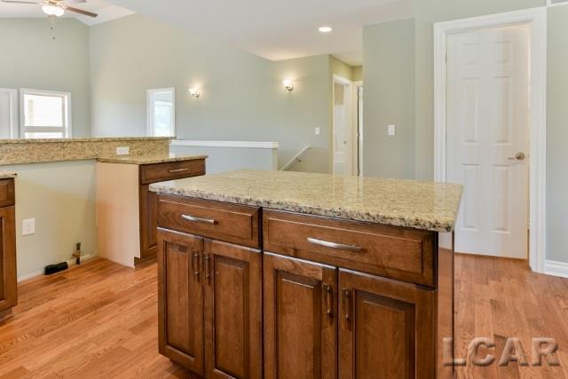 1016 Ridgeview Drive, Unit 30 Tecumseh, MI 49286 - Photo 6 of 35