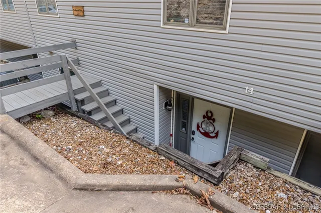 $475,000 | 14 Bentwood Drive, Unit 14, Lake Ozark, MO 65049