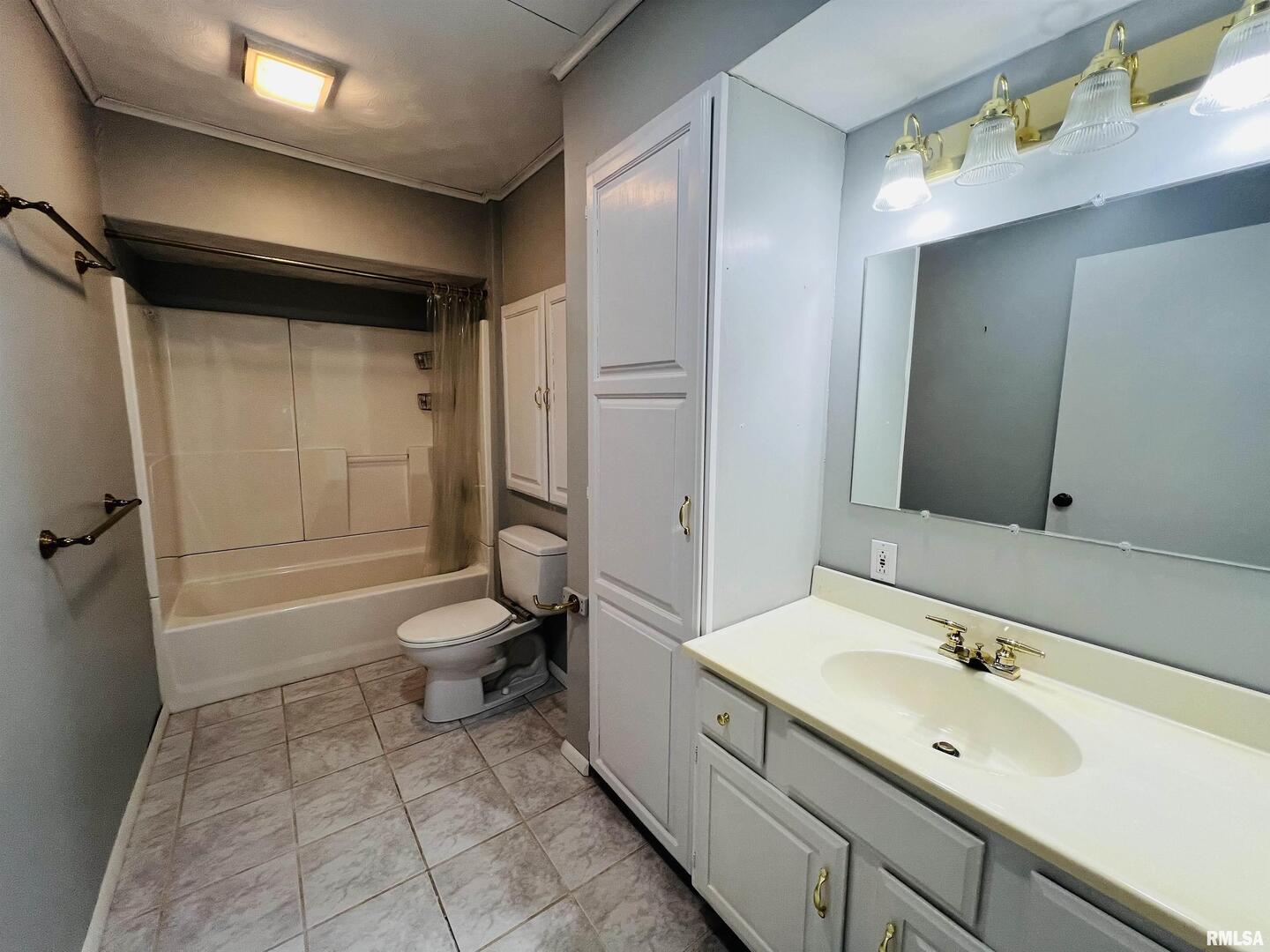 295 Country Acres Road Eldorado, IL 62930 - Photo 28 of 32