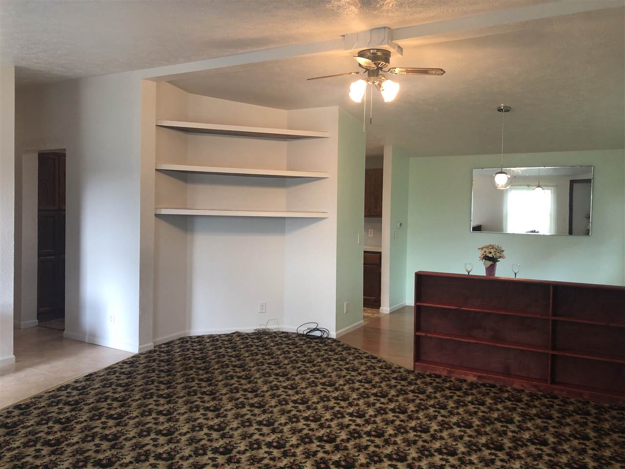 11269 South New Lothrop Road Durand, MI 48429 - Photo 10 of 33 Living Room