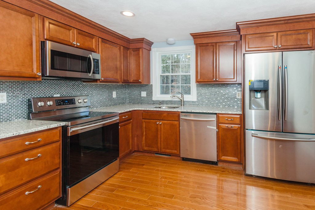 25 Avila Road Billerica, MA 01821 - Photo 18 of 30 Gallery Image 18