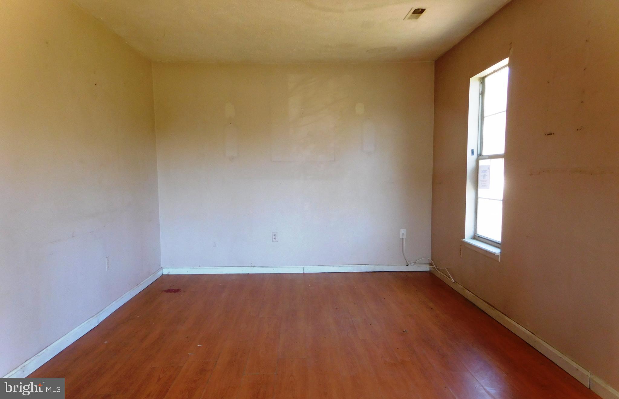 2641 Cox Neck Road Chester, MD 21619 - Photo 2 of 10