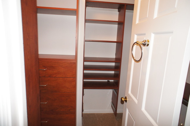 906 East North Path Wheaton, IL 60187 - Photo 17 of 25