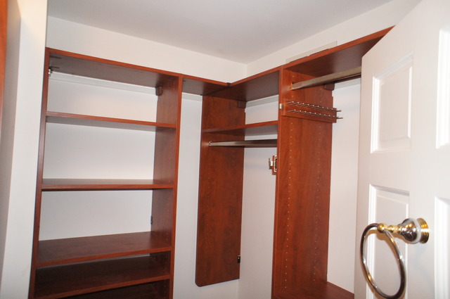 906 East North Path Wheaton, IL 60187 - Photo 18 of 25