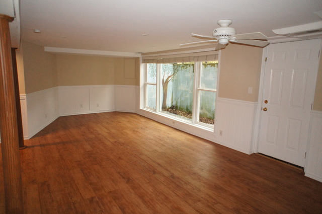 906 East North Path Wheaton, IL 60187 - Photo 20 of 25