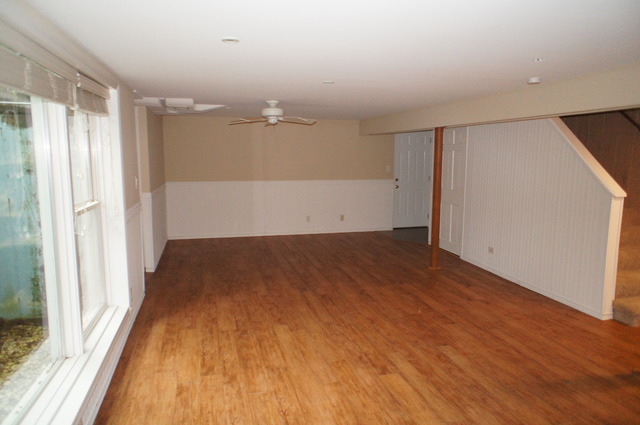 906 East North Path Wheaton, IL 60187 - Photo 21 of 25