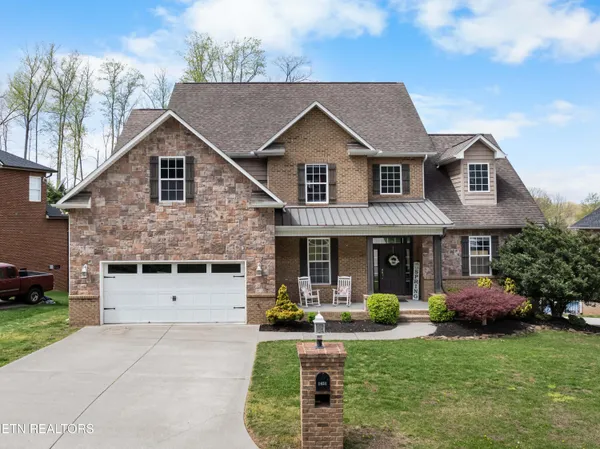 $629,900 | 1451 Branch Field Lane, Knoxville, TN 37918