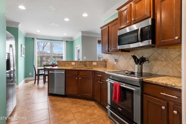 $629,900 | 1451 Branch Field Lane, Knoxville, TN 37918