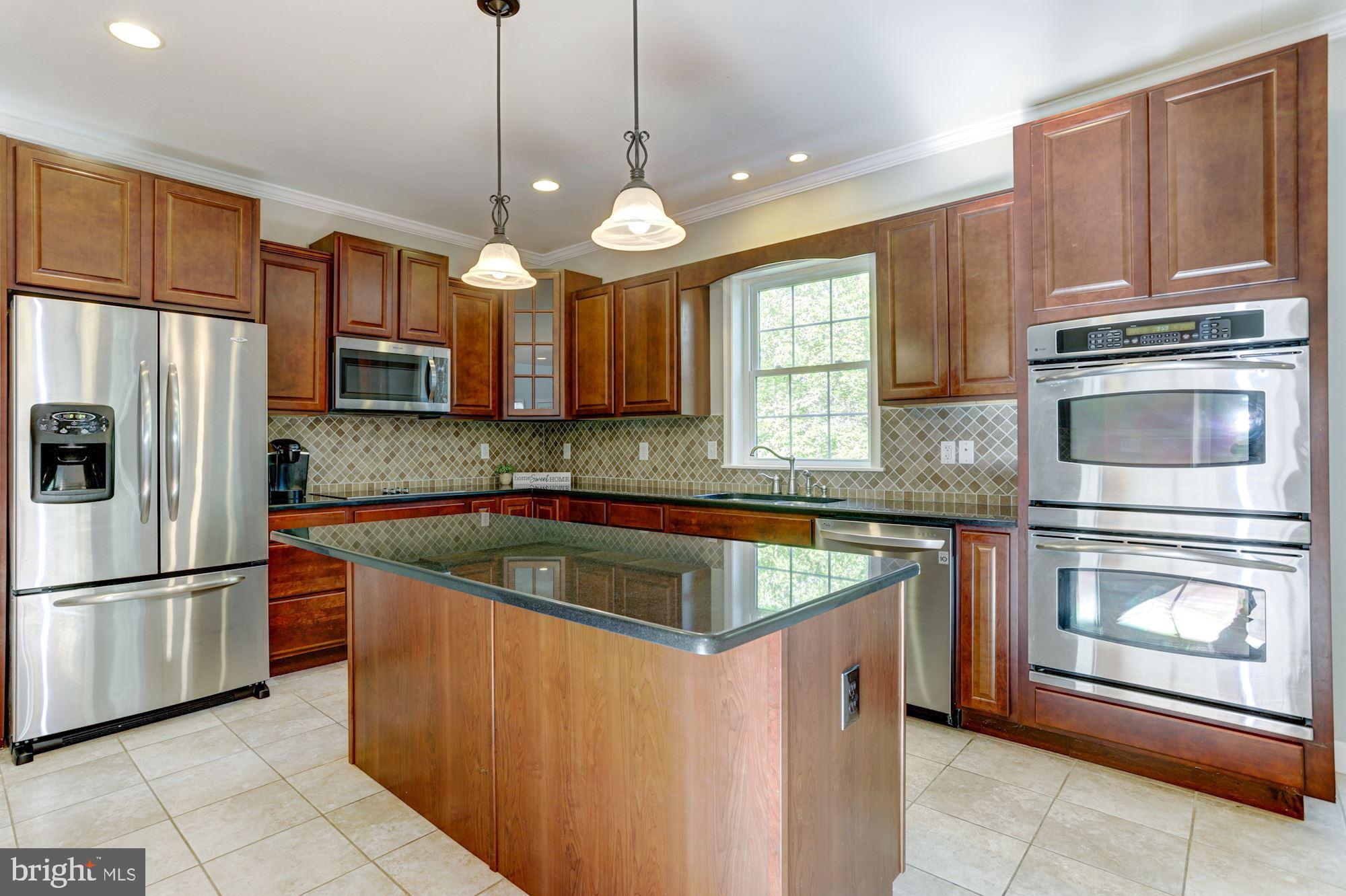 968 Santa Rosa Court Lusby, MD 20657 - Photo 11 of 39 Kitchen