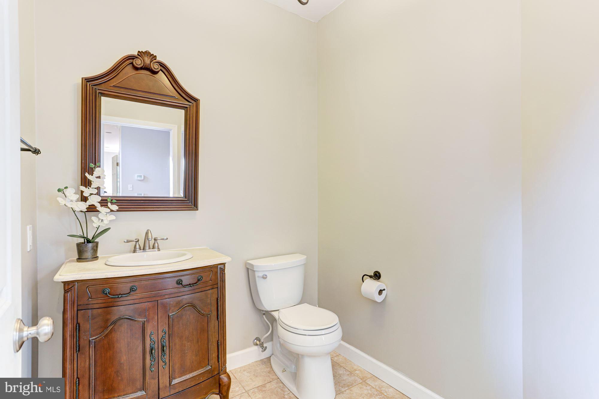 968 Santa Rosa Court Lusby, MD 20657 - Photo 16 of 39 Powder Room
