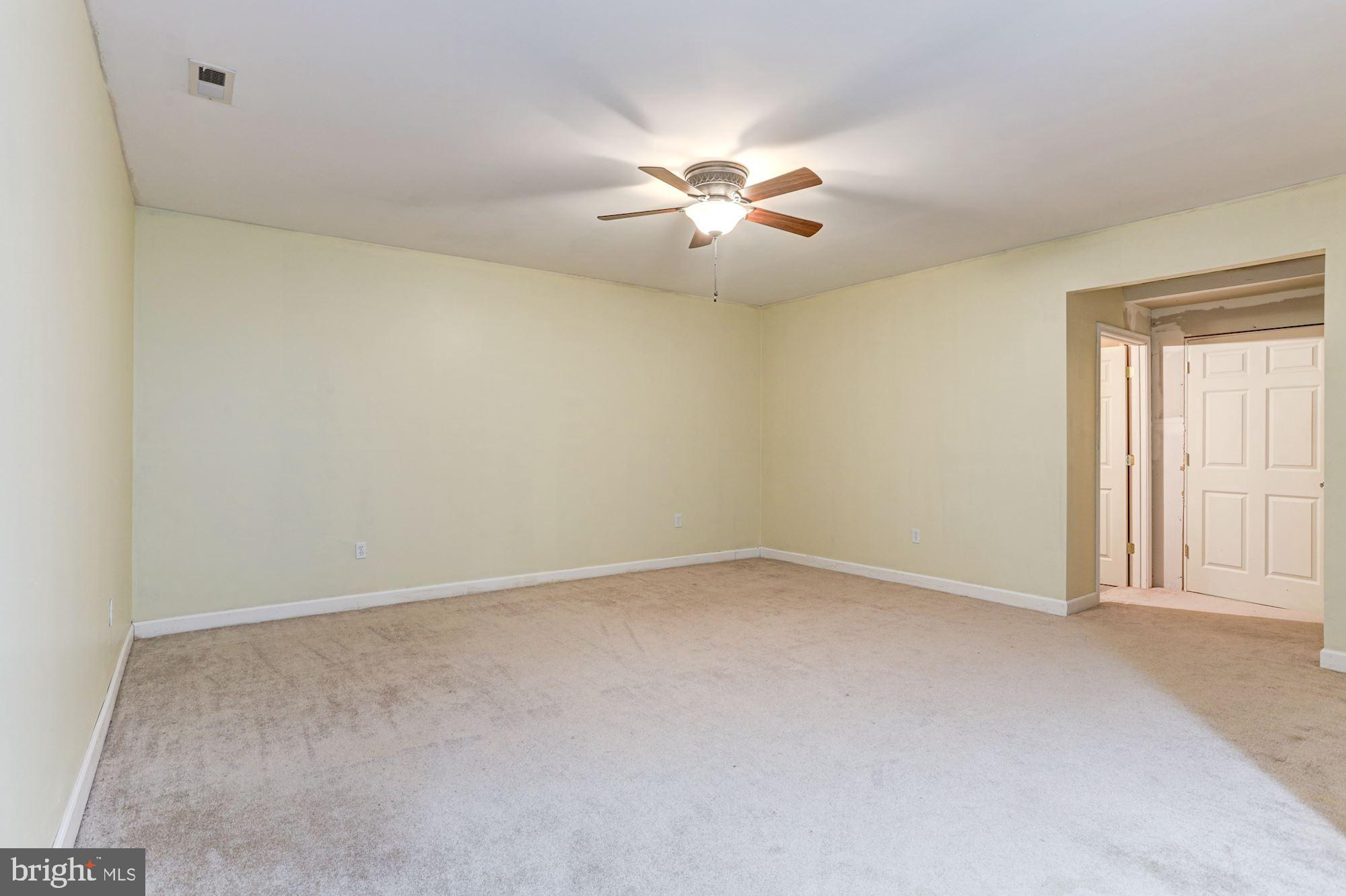 968 Santa Rosa Court Lusby, MD 20657 - Photo 26 of 39 Family Room