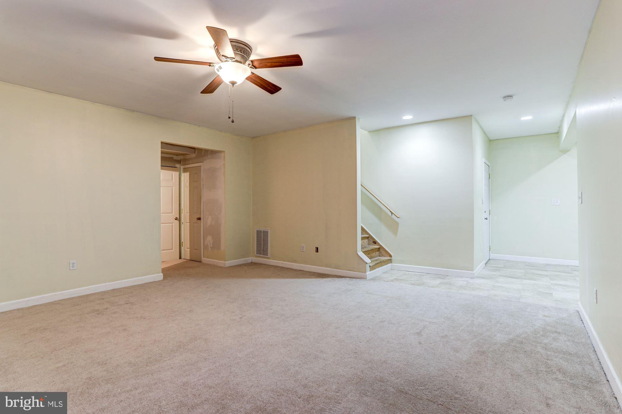 968 Santa Rosa Court Lusby, MD 20657 - Photo 27 of 39 Family Room