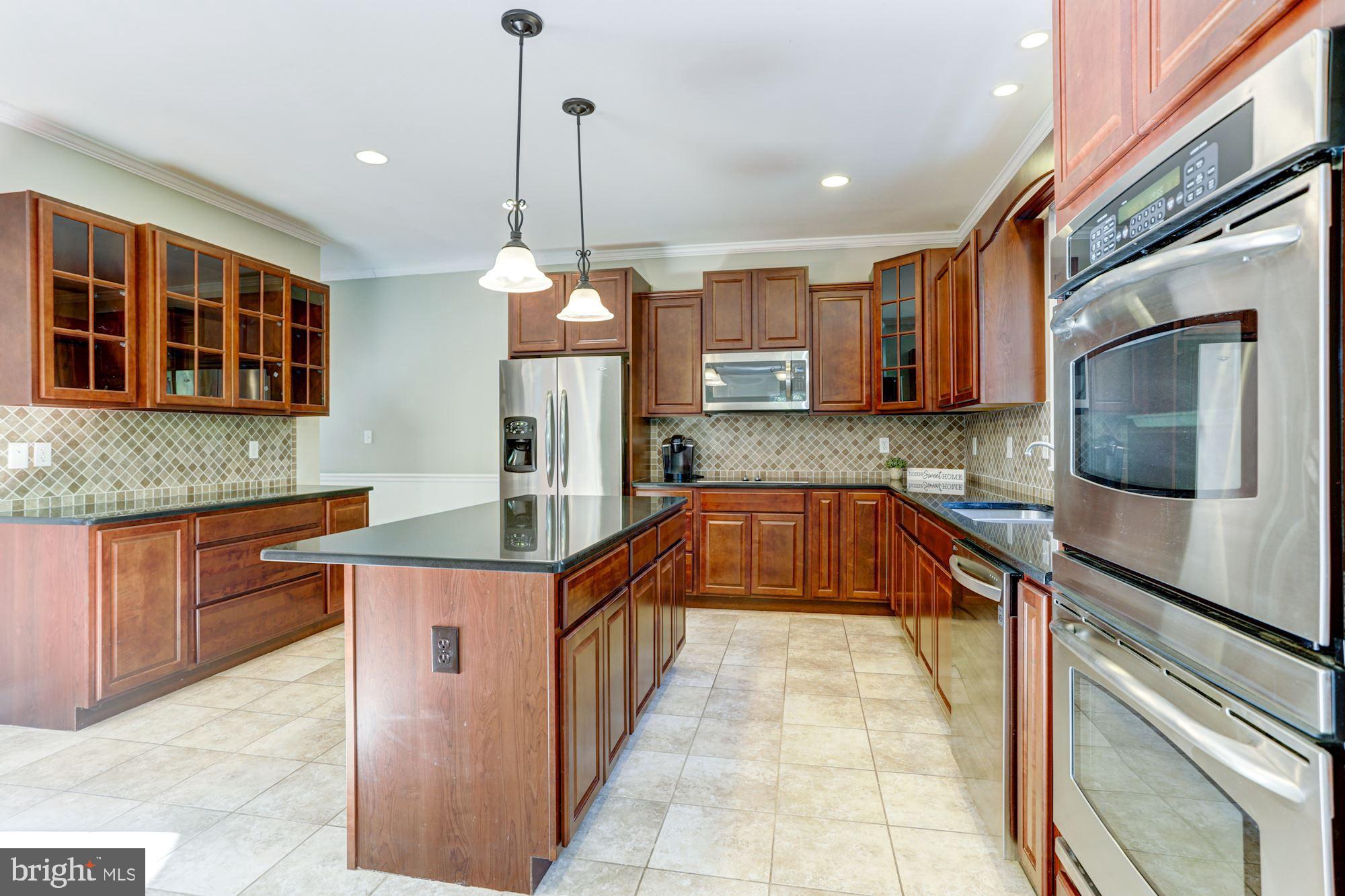 968 Santa Rosa Court Lusby, MD 20657 - Photo 8 of 39 Kitchen