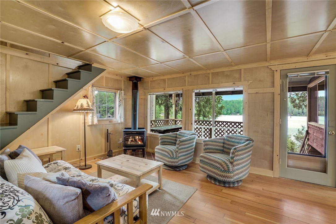 329 West Shore Loop Road Snohomish, WA 98290 - Photo 8 of 23