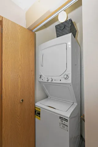 $225,000 | 2573 Canyon Drive, Plainfield, IL 60586