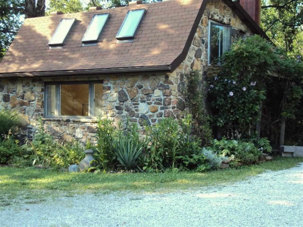 8220 West Howard Road Bloomington, IN 47404 - Photo 3 of 30 Gallery Image 3