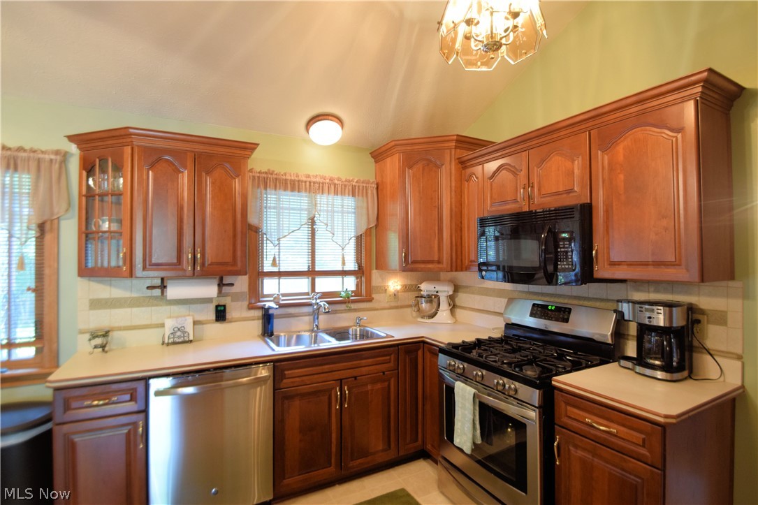 9205 Running Brook Drive Parma, OH 44130 - Photo 3 of 35 Gallery Image 3